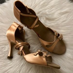 Supadance Rhythm Latin Heels with adjustable front straps UK size 6. US size 8.